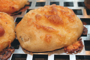 boulangerie gout（ブーランジュリーグウ）クワトロフォルマッジオ