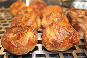 boulangerie gout（ブーランジュリーグウ）リンゴのクイニ・アマン